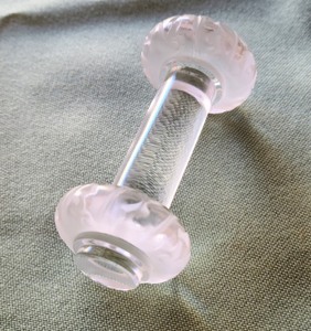 lot 55 image: Lalique Crystal Knife Rest