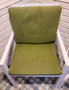 lot 61 image: Patio Chair and Side Table