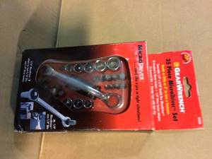 lot 62 image: GEARWRENCH 14 in. Drive Micro Driver and Socket Set (35-Piece) Customer Returns See Pictures