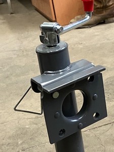 lot 28 image: New Bulldog Flip-Up  Trailer Jack