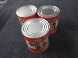 lot 86 image: 36lb cans of whole peeled plum tom...