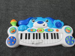 lot 94 image: childrens toy piano untested ...