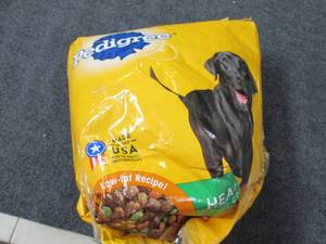 lot 104 image: pedigree low fat dog food open bag ...