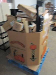 lot 137 image: pallet of amazon returns shelf pul...