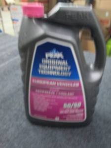 lot 181 image: gallon of peak pink european vehicl...