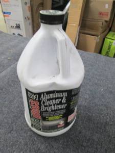 lot 194 image: 1 gallon dura gloss aluminum cleane...