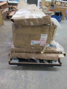 lot 216 image: Pallet lot of misc. items that need...