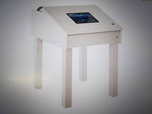 lot 219 image: Guide craft single tablet table, op...