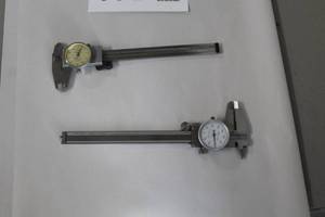 lot 351 image: Lot of (2) Calipers