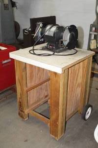 lot 284 image: Alltrade 1973-G-6 6 Bench Grinder 2-wheel