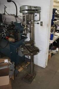 lot 296 image: Duracraft Industrial Machines 16-speed Floor Stand Drill Press