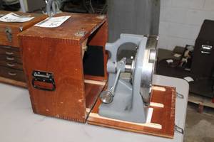 lot 371 image: Sorensen Center-Mikes Roto-Mike Sine Fixture Layout and Inspection Fixture  with Wood Case