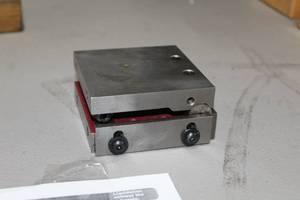 lot 322 image: Sine Bar 4