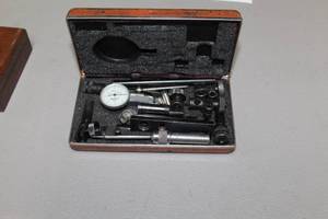 lot 319 image: Brown & Sharpe Height Bar Gages  with Case