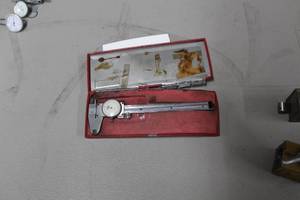 lot 362 image: Craftsman Dial Caliper  with Metal Case