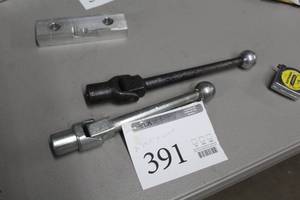lot 391 image: Lot of (2) Milling Wrenches