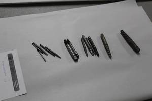 lot 370 image: Lot of (13) Screw Extractors