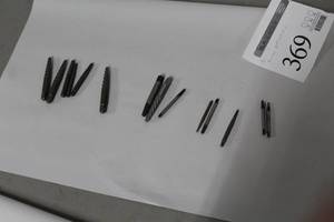 lot 369 image: Lot of (15) Screw Extractors