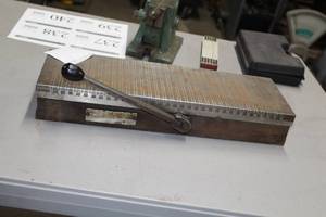 lot 247 image: O.S. Walker Ceramax Magnetic Base