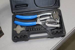 lot 248 image: Hand Punch  with Case