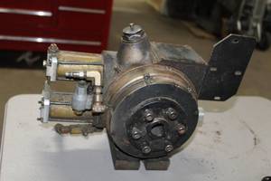lot 261 image: Erickson Pneumatic Chuck