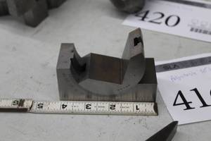 lot 416 image: 4 90-degree Base, Adjustable