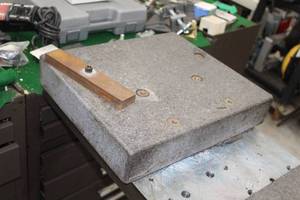 lot 269 image: Granite Inspection Base 15Lx13-12Wx3H