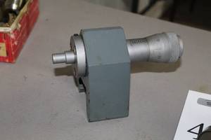lot 276 image: Tail Stop