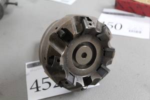 lot 452 image: R8 1-12 Machine Head
