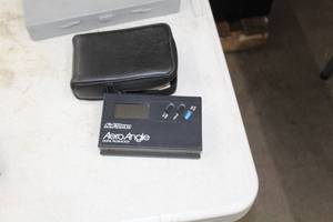 lot 521 image: Kell-Strom Aero Angle Digital Protractor