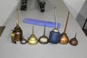lot 501 image: Lot of (7) Oiler Cans