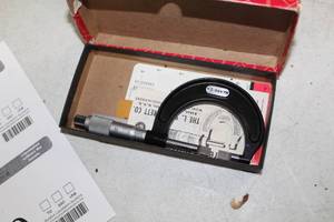 lot 499 image: Starrett No. 486 1in Micrometer Caliper  with Case