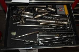 lot 1094 image: Lot of (1 Drawer) Milling and Lathe Bits, Misc. Parts