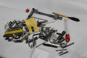 lot 1049 image: Tap Bits, Misc. Bits and Parts