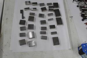 lot 1061 image: Lot of (30) Blocks