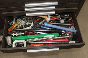 lot 1066 image: Large Drill Bits, Misc. Tools