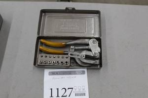 lot 1127 image: Punch Set  with Case