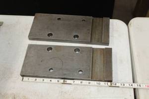 lot 536 image: Lot of (2) Alignment Blocks