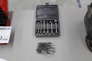 lot 1138 image: Lot of (2) Boring Bit Sets
