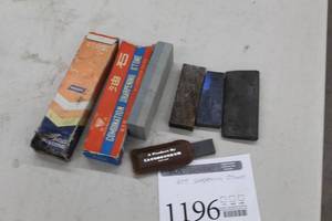lot 1196 image: Assorted Sharpening Stones