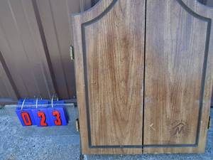 Marlboro fiber dart board. Used condition. Back needs to be secured. As shown.