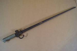 lot 5 image: French M1886 Rosalie Bayonet for Lebel Rifle - with Scabbard