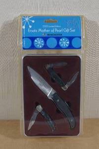 lot 10 image: 2005 Limited Edition Winchester Mother of Pearl Knife Gift Set
