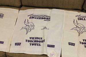 Viking Touch Down Towel Special Rollerdome Edition 2 Towels