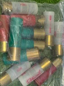 lot 10 image: Lot of 12 Gauge Shotgun Shells