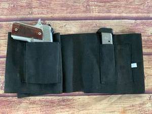 lot 46 image: Belly Band Handgun Mag Holder (One Size Fits Most)