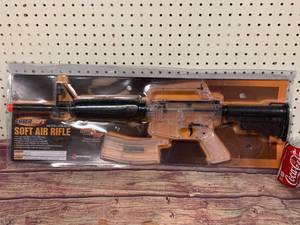 lot 102 image: New Laser Soft Airsoft Rifle