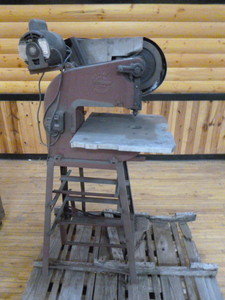 lot 3 image: Alva Allen Industries BDG-101 3 Ton Punch Press