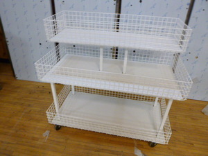 lot 37 image: Rolling Display Cart
