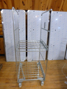 lot 49 image: Rolling Wire UtilityShop Cart